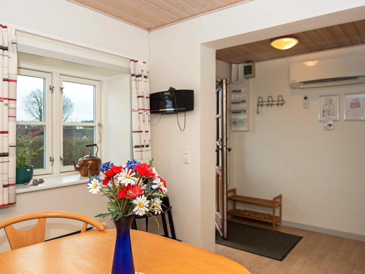 6 Person Holiday Home In Hejls Екстер'єр фото